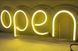 Неонова вивіска OPEN лимонна