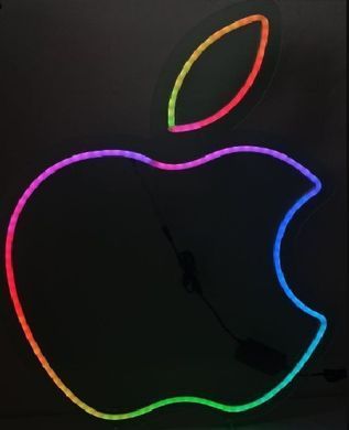 Неон Apple на прозорому акрилі