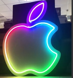 Кольорова неонова вивіска Apple для технічного магазину