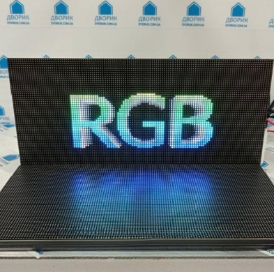 Професійний модуль P2.5 SMD2121 RGB 32х16 см для інтер&rsquo;єрної реклами.