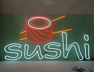 Неоновая вывеска Sushi 500х1000 мм | Вертикальная LED вывеска | Dvorik Led
